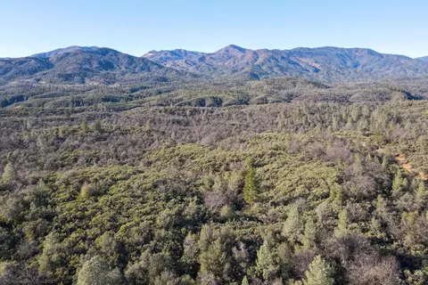 Quartz Hill Rd, Redding, CA 96003 photo 10