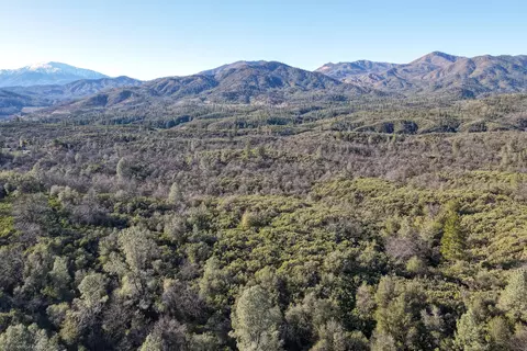 Quartz Hill Rd, Redding, CA 96003 photo 9