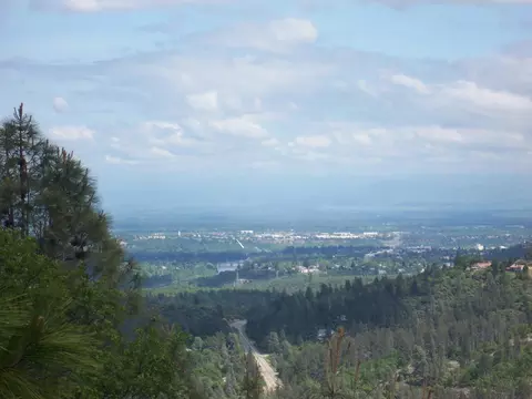 Brunswick, Redding, CA 96087 photo 6