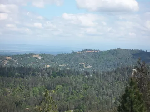 Brunswick, Redding, CA 96087 photo 10