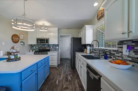 11549 La Costa Ct, Redding, CA 96003 photo 15