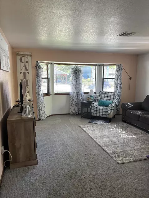 Living - 2309 Snow Ln, Redding, CA 96003 photo 1 of 2
