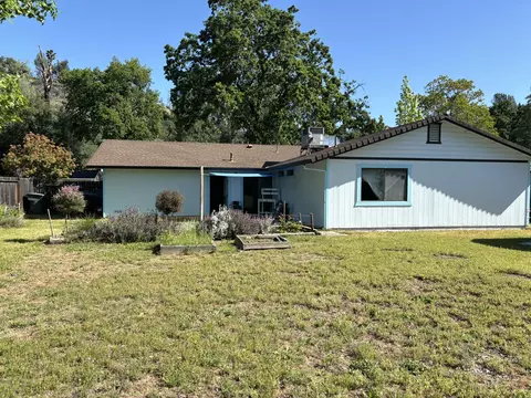 Exterior - 2309 Snow Ln, Redding, CA 96003 photo 7 of 7