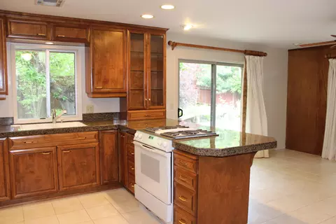 Kitchen - 3774 Ricardo Ave, Redding, CA 96002 photo 4 of 5