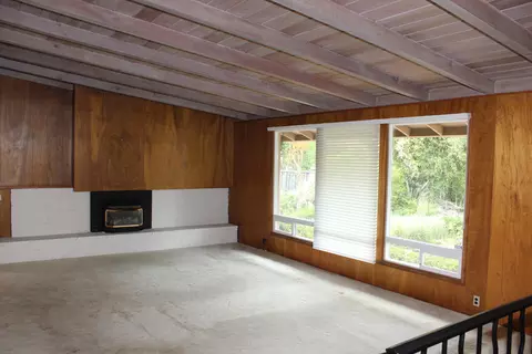 Living - 3774 Ricardo Ave, Redding, CA 96002 photo 1 of 5