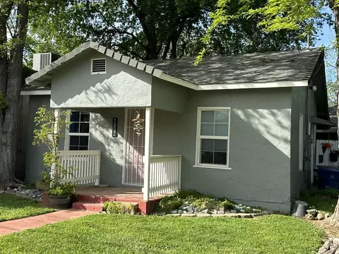 Exterior - 10301032 Locust St, Redding, CA 96001 photo 3 of 3