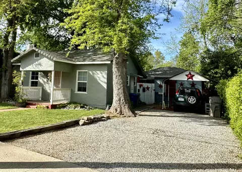 10301032 Locust St, Redding, CA 96001