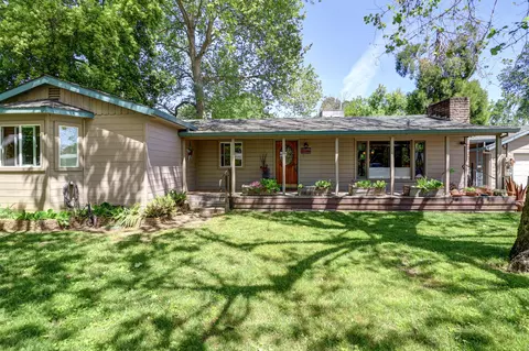 Exterior - 2980 Sacramento Dr, Redding, CA 96001 photo 31 of 34