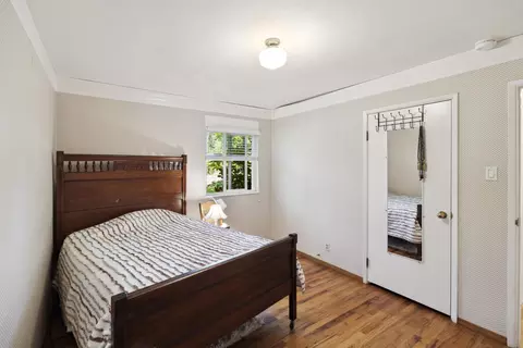 Bedroom - 2980 Sacramento Dr, Redding, CA 96001 photo 1 of 5