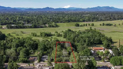 View/Area - 2980 Sacramento Dr, Redding, CA 96001 photo 2 of 3