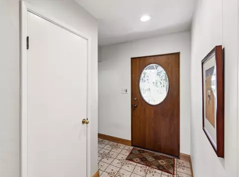 Entry Way - 2980 Sacramento Dr, Redding, CA 96001 photo 1 of 3