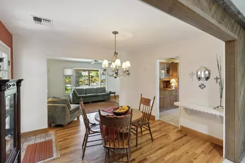 Dining - 2980 Sacramento Dr, Redding, CA 96001 photo 1 of 2