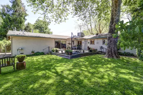 Exterior - 2980 Sacramento Dr, Redding, CA 96001 photo 24 of 34