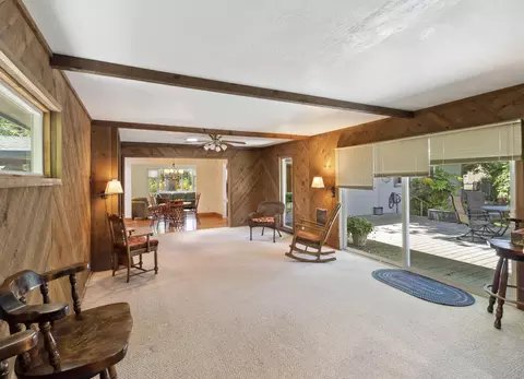 Living - 2980 Sacramento Dr, Redding, CA 96001 photo 3 of 4