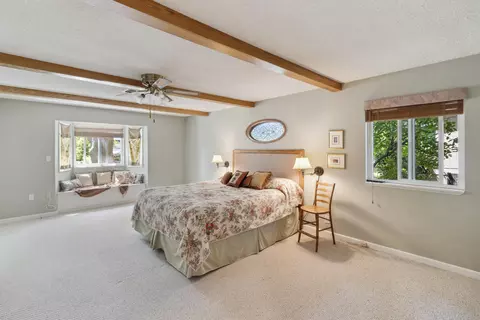 Bedroom - 2980 Sacramento Dr, Redding, CA 96001 photo 5 of 5