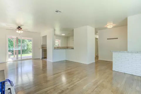 2535 Hawn Ave, Redding, CA 96002 photo 3