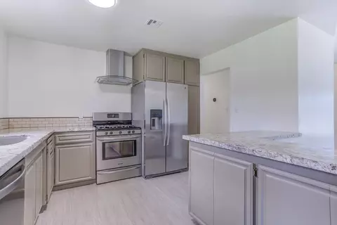 2535 Hawn Ave, Redding, CA 96002 photo 8