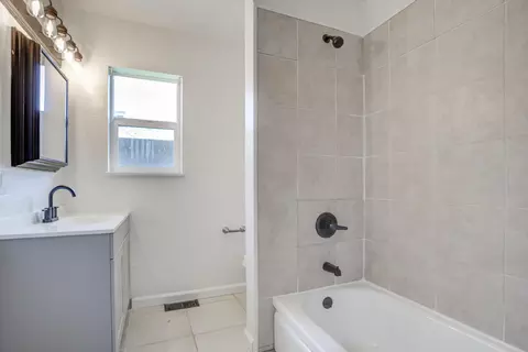 5770 E Bonnyview Rd, Redding, CA 96001 photo 13