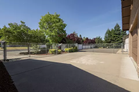2338 Harlan Dr, Redding, CA 96003 photo 45