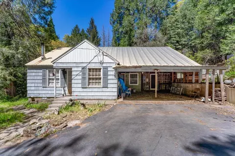 4420 Hart Ave, Dunsmuir, CA 96025
