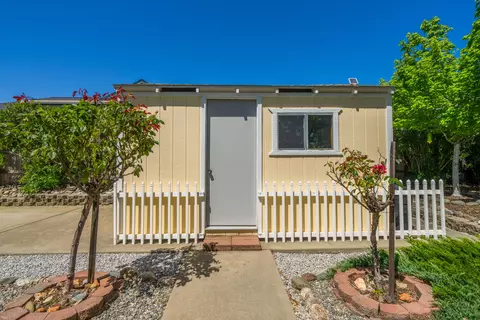 11527 Amir Ct, Redding, CA 96003 photo 46