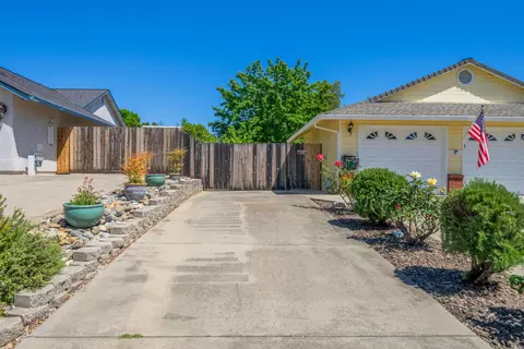 11527 Amir Ct, Redding, CA 96003 photo 50