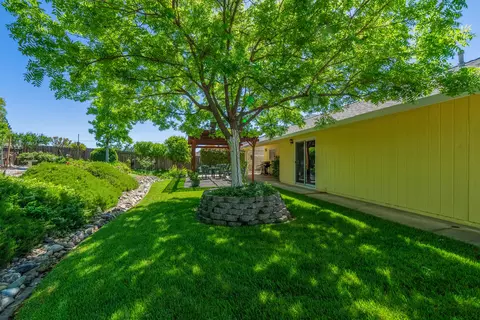 11527 Amir Ct, Redding, CA 96003 photo 44