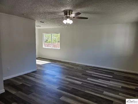 Living - 1471 2nd St, Anderson, CA 96007 photo 1 of 2