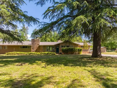 Exterior - 21249 Shelly Ln, Anderson, CA 96007 photo 27 of 27