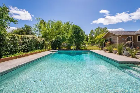 Exterior - 21249 Shelly Ln, Anderson, CA 96007 photo 5 of 27