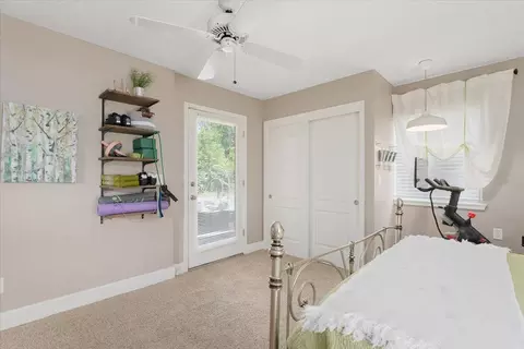 Bedroom - 21249 Shelly Ln, Anderson, CA 96007 photo 6 of 6