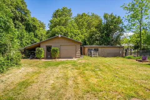 Exterior - 21249 Shelly Ln, Anderson, CA 96007 photo 24 of 27