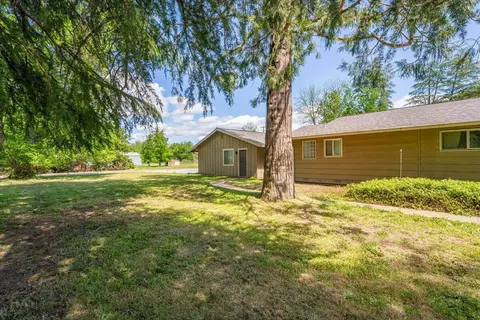 Exterior - 21249 Shelly Ln, Anderson, CA 96007 photo 19 of 27