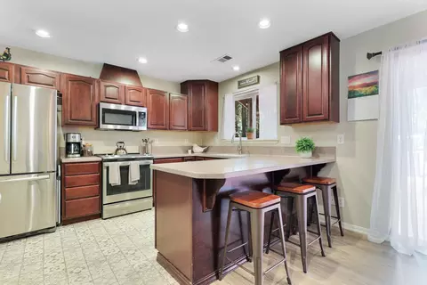 Kitchen - 30622 Figaro Dr, Shingletown, CA 96088 photo 5 of 5
