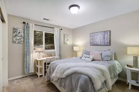 Bedroom - 30622 Figaro Dr, Shingletown, CA 96088 photo 2 of 9