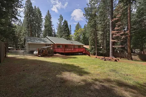 Exterior - 30622 Figaro Dr, Shingletown, CA 96088 photo 5 of 21