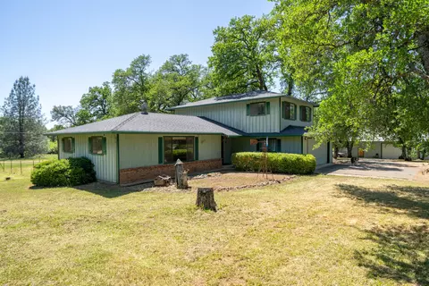 21979 Beryl Dr, Palo Cedro, CA 96073