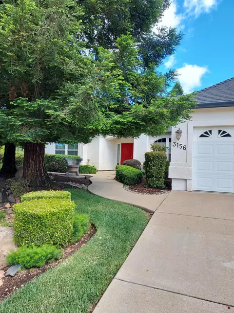 3156 Goulant Ln, Redding, CA 96002 photo 5