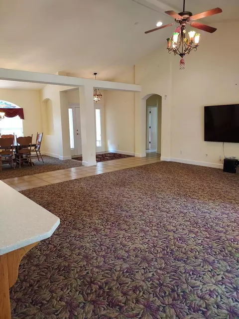 3156 Goulant Ln, Redding, CA 96002 photo 11