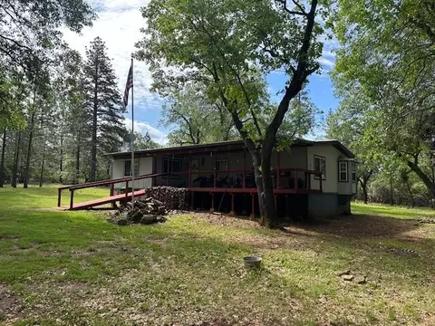 29051 S Cow Creek Rd, Whitmore, CA 96096