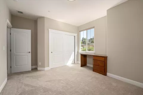 Bedroom - 3483 Lemurian Rd, Redding, CA 96002 photo 4 of 6