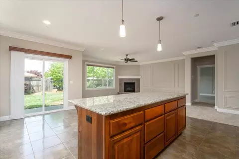 Living - 3483 Lemurian Rd, Redding, CA 96002 photo 2 of 4