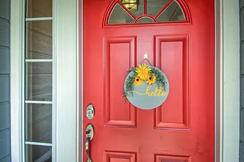 Entry Way - 815 Jantail Ct, Redding, CA 96003 photo 1 of 6