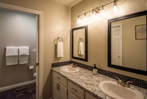 Bath - 815 Jantail Ct, Redding, CA 96003 photo 1 of 5