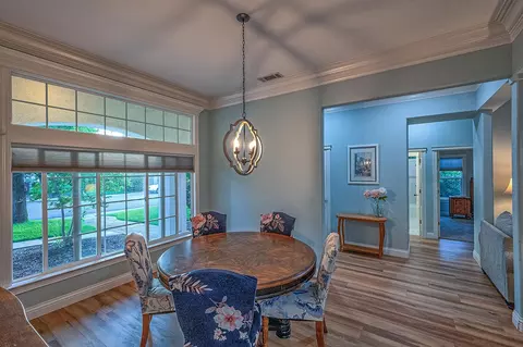 Dining - 1503 Spanish Bay Dr, Redding, CA 96003 photo 2 of 2