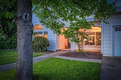 Exterior - 1503 Spanish Bay Dr, Redding, CA 96003 photo 10 of 11
