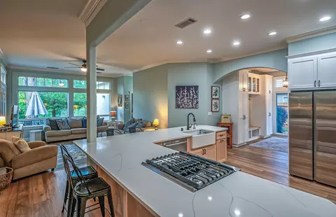 Kitchen - 1503 Spanish Bay Dr, Redding, CA 96003 photo 2 of 6
