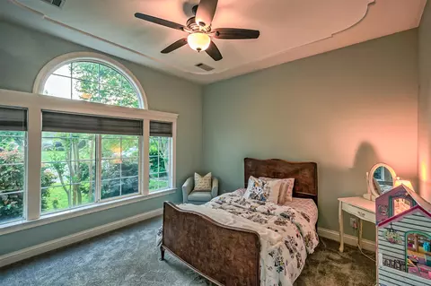 Bedroom - 1503 Spanish Bay Dr, Redding, CA 96003 photo 4 of 7