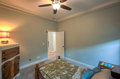 Bedroom - 1503 Spanish Bay Dr, Redding, CA 96003 photo 3 of 7