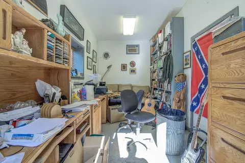 Other - 20192 Lyal Ln, Redding, CA 96002 photo 2 of 6